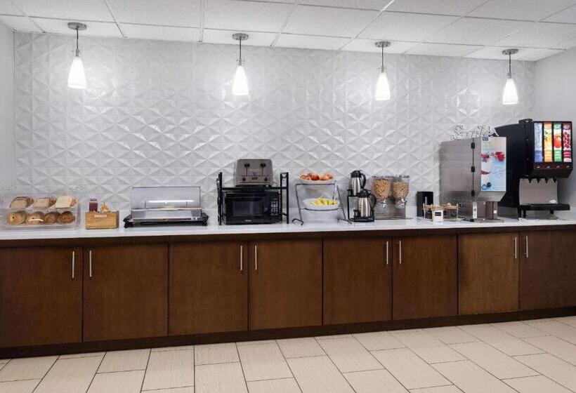 호텔 La Quinta By Wyndham Knoxville Airport