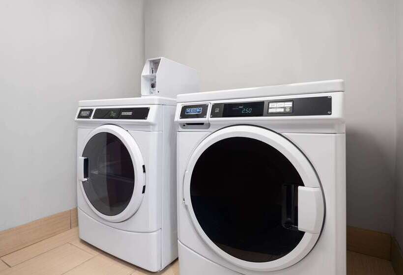 호텔 La Quinta By Wyndham Knoxville Airport