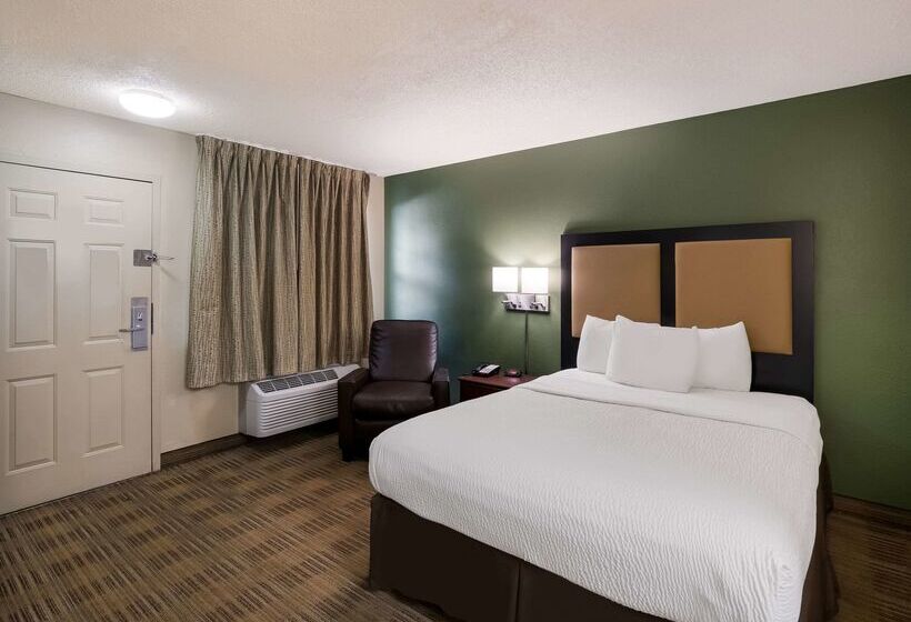Отель Mainstay Suites Knoxville  Cedar Bluff
