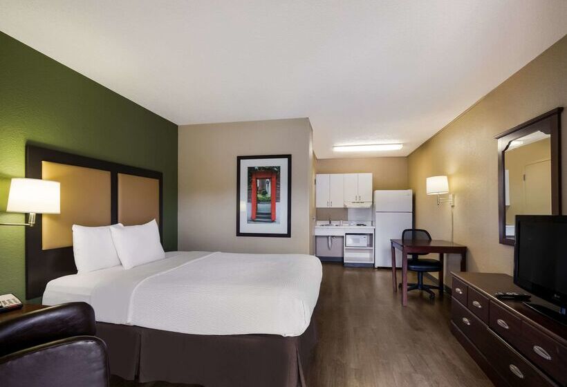 Отель Mainstay Suites Knoxville  Cedar Bluff