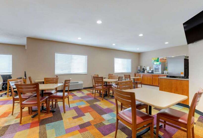 בית מלון כפרי Quality Inn & Suites Keokuk North