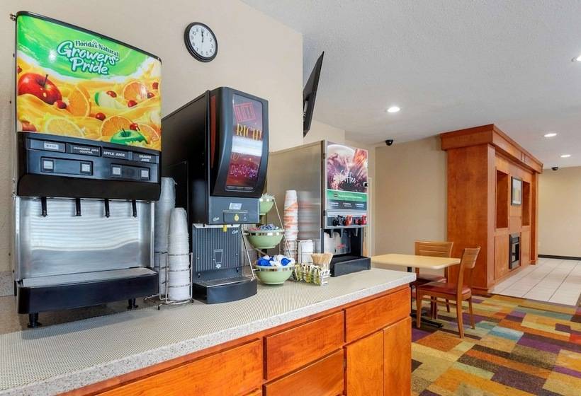 בית מלון כפרי Quality Inn & Suites Keokuk North