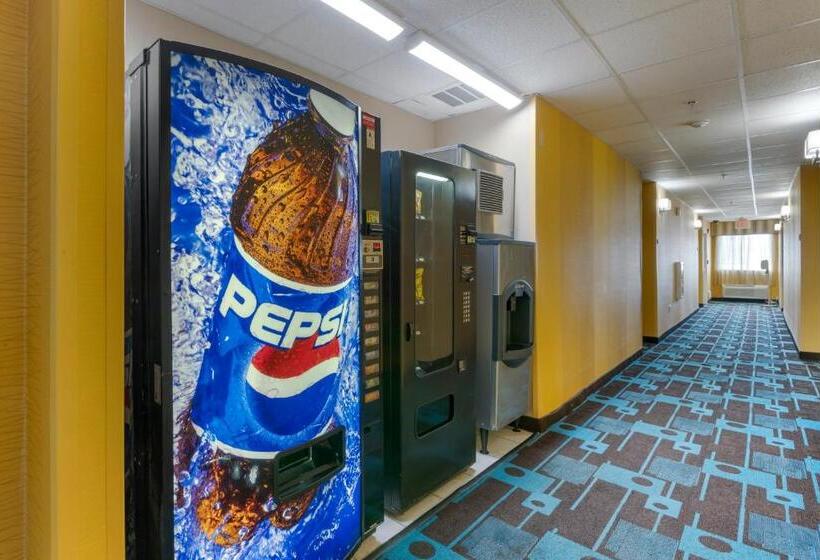 בית מלון כפרי Quality Inn & Suites Keokuk North