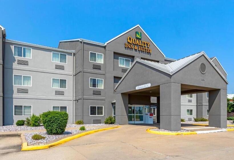 בית מלון כפרי Quality Inn & Suites Keokuk North