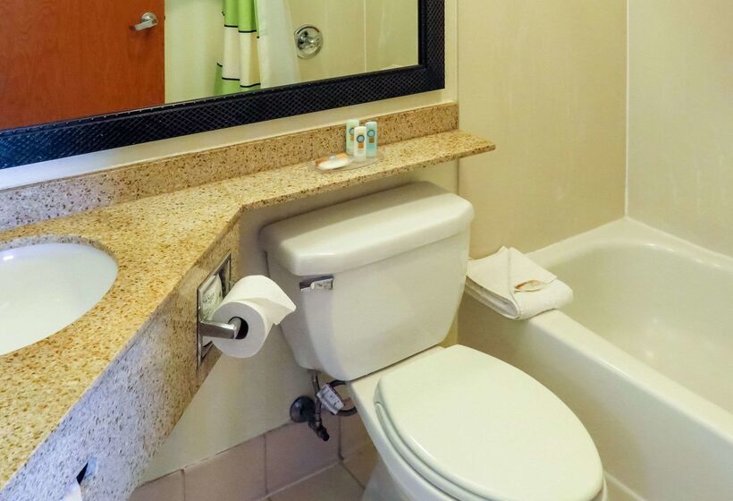 ホテル Quality Inn Cranberry Township