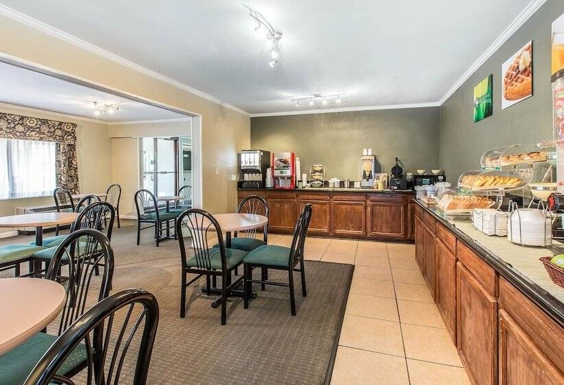 ホテル Quality Inn Homewood Birmingham I 65