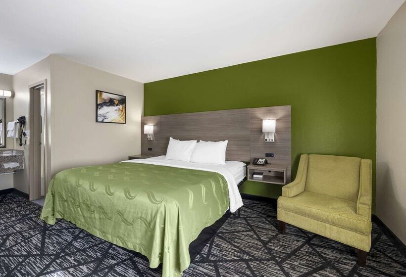 فندق Quality Inn