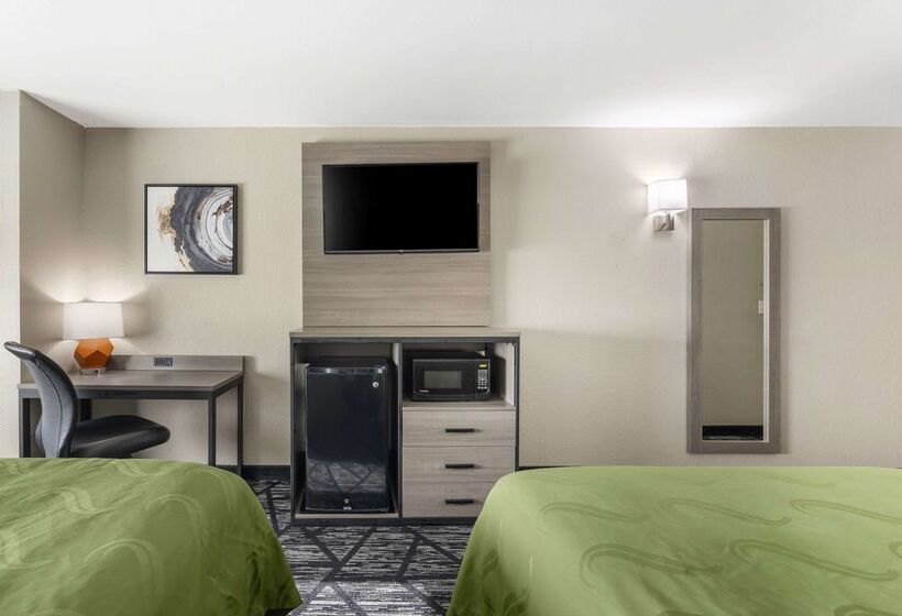 فندق Quality Inn