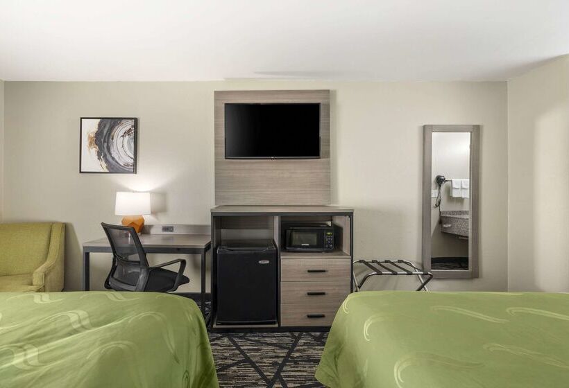 فندق Quality Inn
