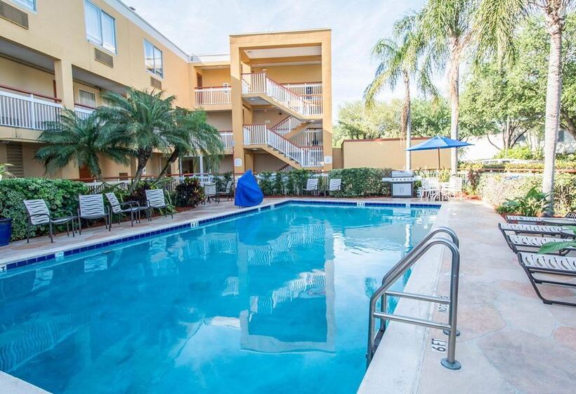 בית מלון כפרי Quality Inn Miami Airport  Doral