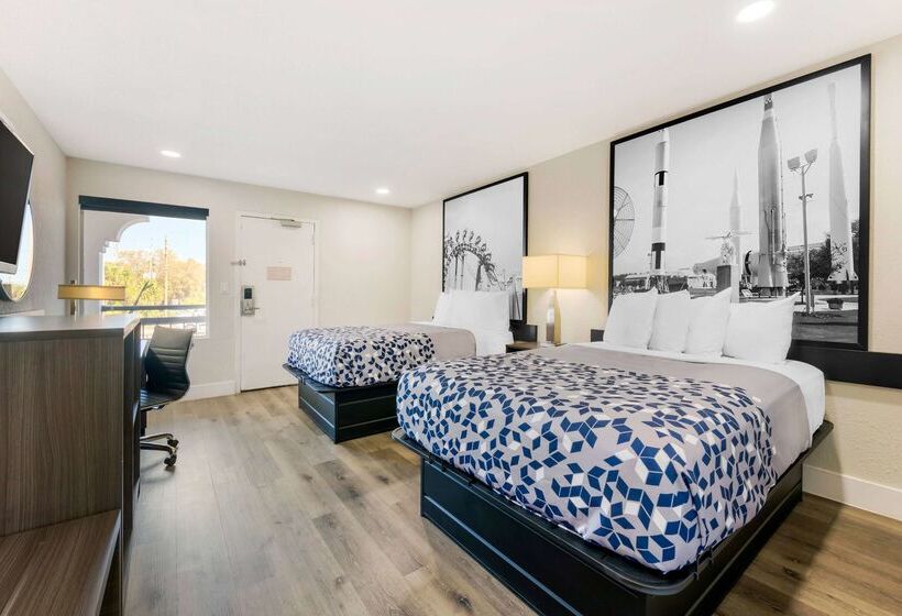 فندق Super 8 By Wyndham Orlando Near Florida Mall