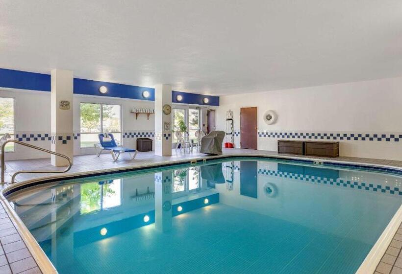 فندق Quality Inn & Suites