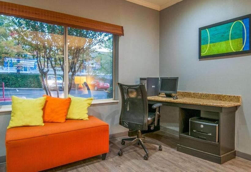 فندق Quality Inn & Suites