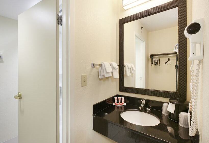 فندق Quality Inn & Suites