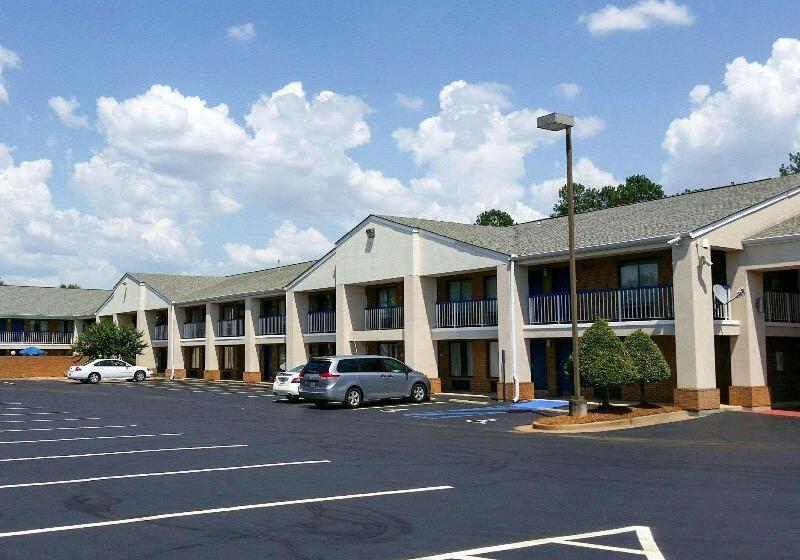 هتل Red Roof Inn Perry