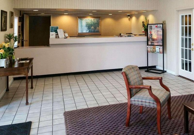 هتل Red Roof Inn Perry