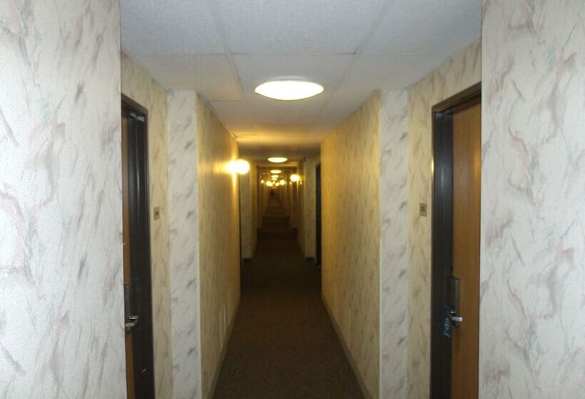 Отель Relax Inn