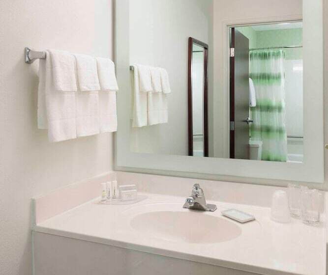 호텔 Springhill Suites Kansas City Overland Park