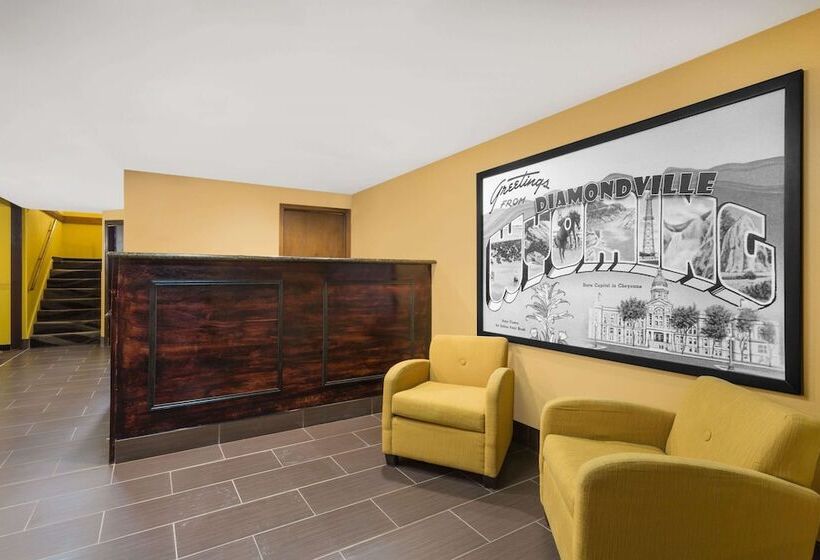 فندق Super 8 By Wyndham Diamondville Kemmerer