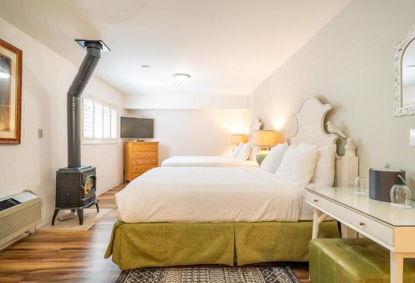 Отель The Inn On Pine