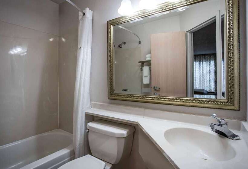 בית מלון כפרי Travelodge By Wyndham Fort Wayne North