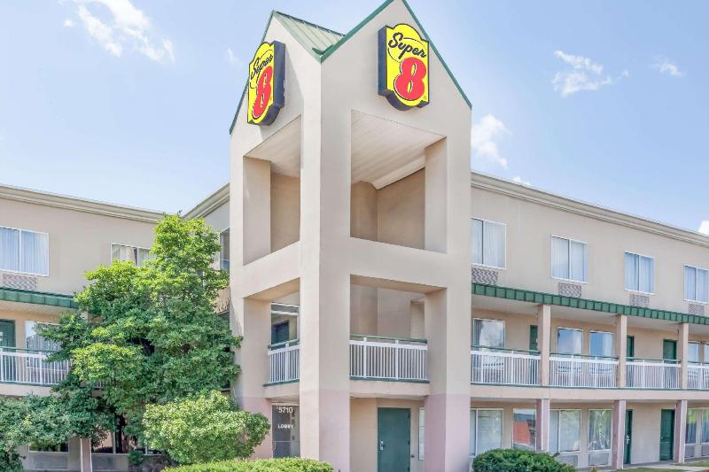 هتل Travelodge By Wyndham Fort Wayne North