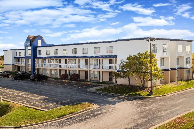 هتل Travelodge By Wyndham Fort Wayne North