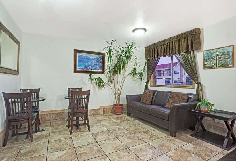 فندق Travelodge By Wyndham Seattle North Of Downtown