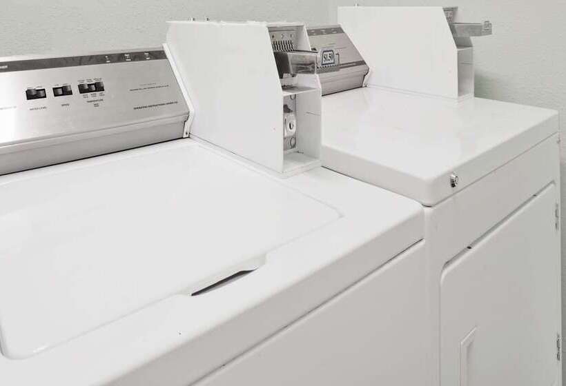 فندق Travelodge By Wyndham Seattle North Of Downtown