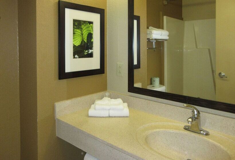 فندق Suburban Studios Winston Salem Near Hanes Mall