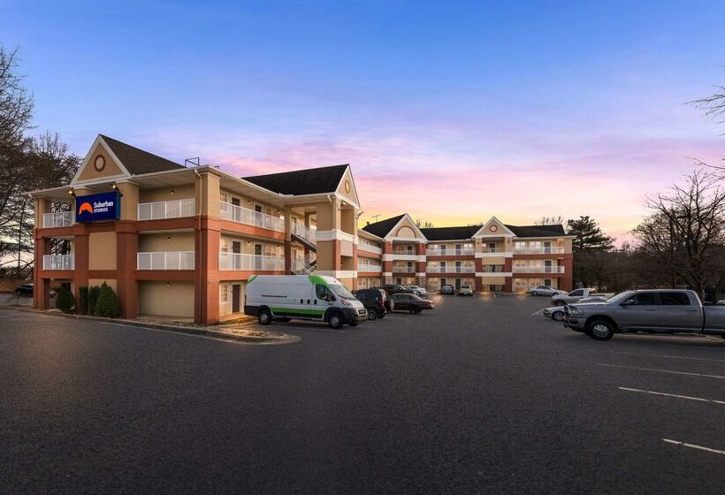 فندق Suburban Studios Winston Salem Near Hanes Mall