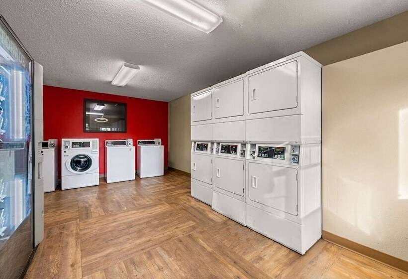 فندق Suburban Studios Winston Salem Near Hanes Mall