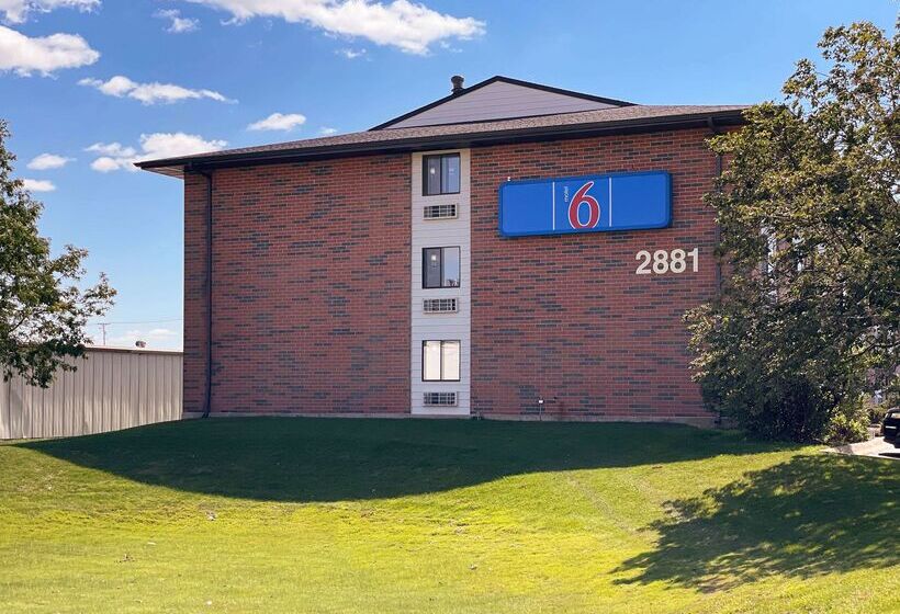 Motel 6elk Grove Village, Il  O Hare