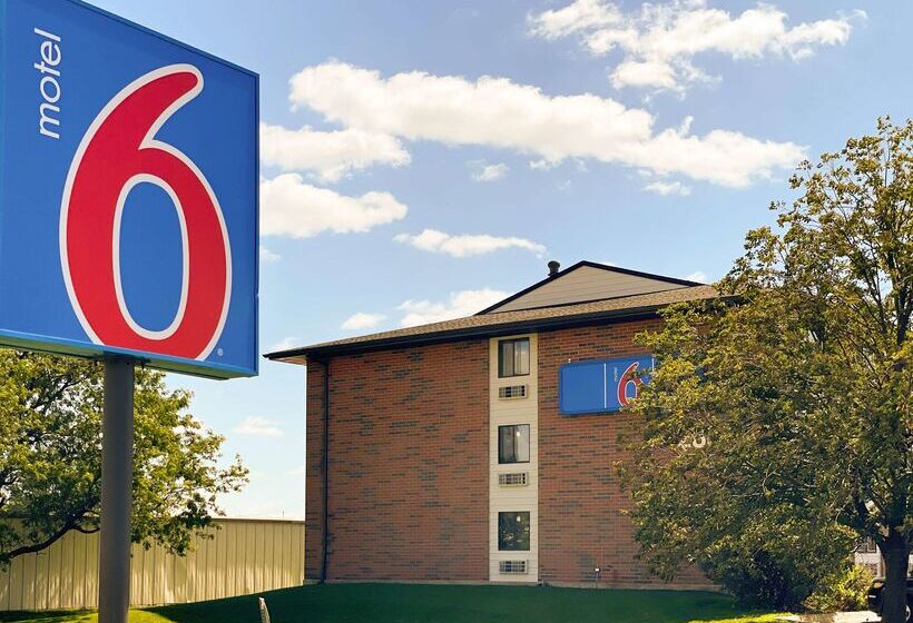 Motel 6elk Grove Village, Il  O Hare