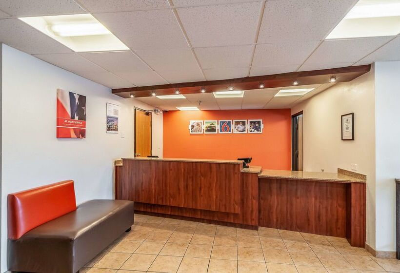 Motel 6 naperville, Il