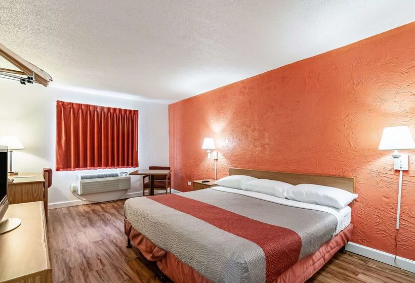 Motel 6 naperville, Il