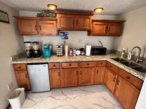 فندق على الطريق Americas Best Value Inn Edna