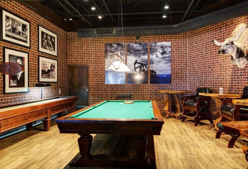 汽车旅馆  El Rancho