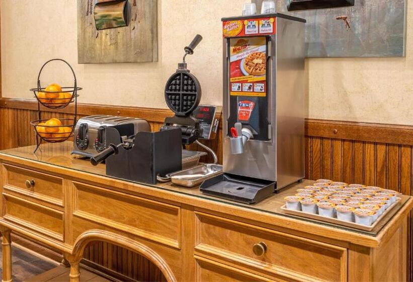 汽车旅馆  El Rancho