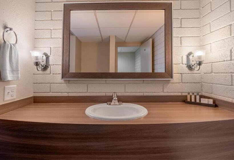 汽车旅馆  El Rancho