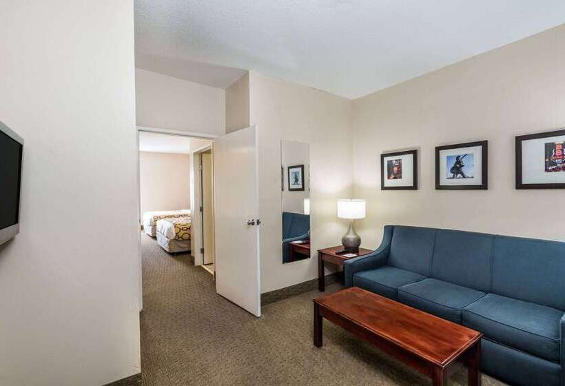 אתר נופש Travelodge By Wyndham Hawthorne