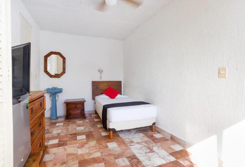 הוסטל Capital O Farallon Inn, Cancún