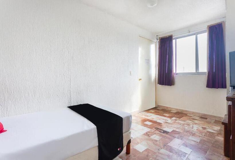 הוסטל Capital O Farallon Inn, Cancún