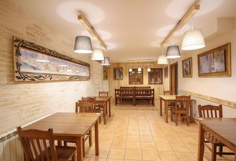 הוסטל Refugio De Bujaruelo