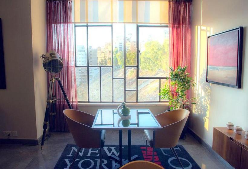 هتل Burda 41  & Suites