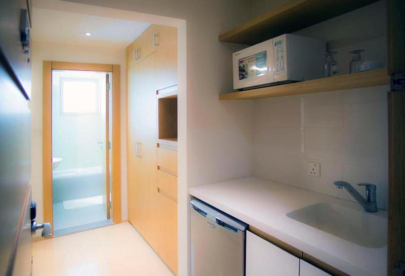 هتل Burda 41  & Suites