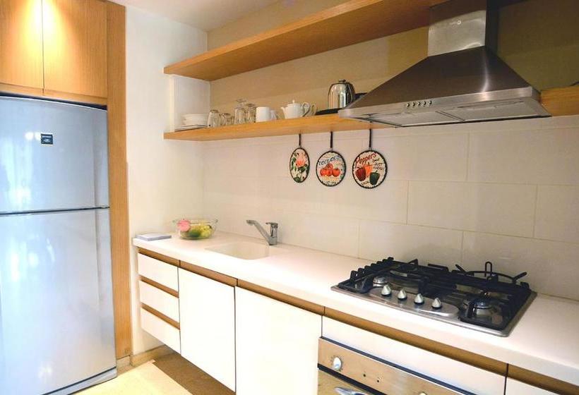 هتل Burda 41  & Suites