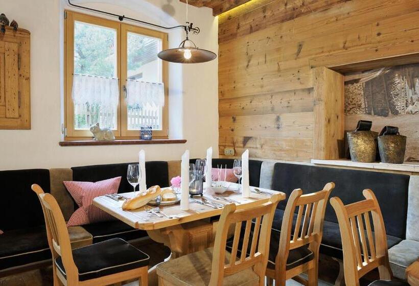 فندق Herrschaftstaverne