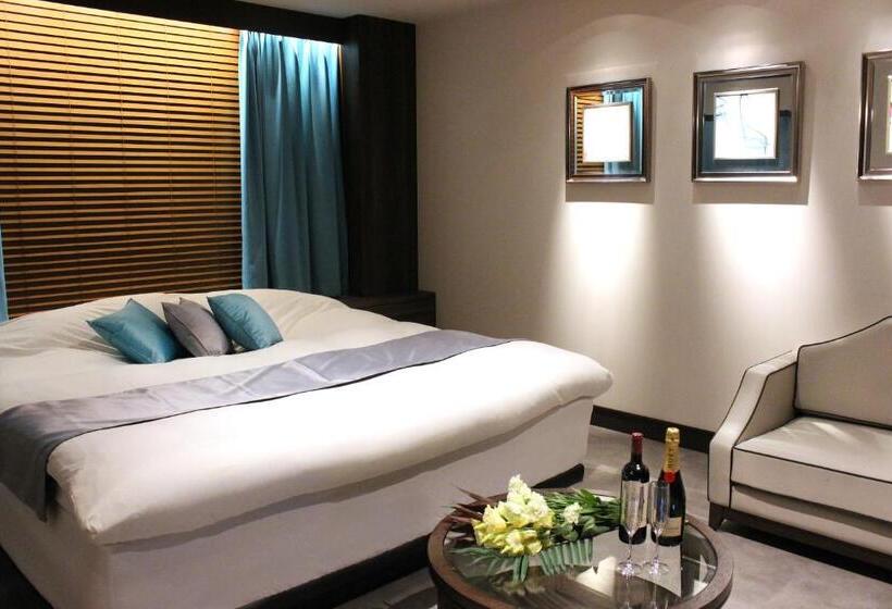 ホテル Love Modern