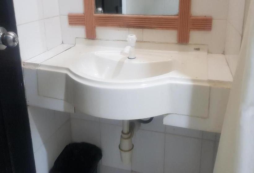 בית מלון כפרי K77